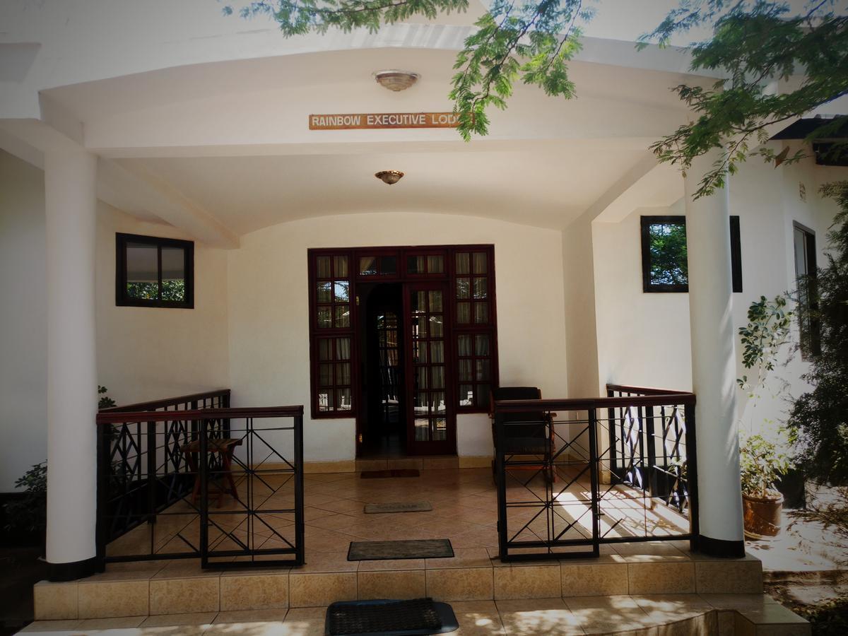 Rainbow Executive Lodge Boma la Ngombe Esterno foto