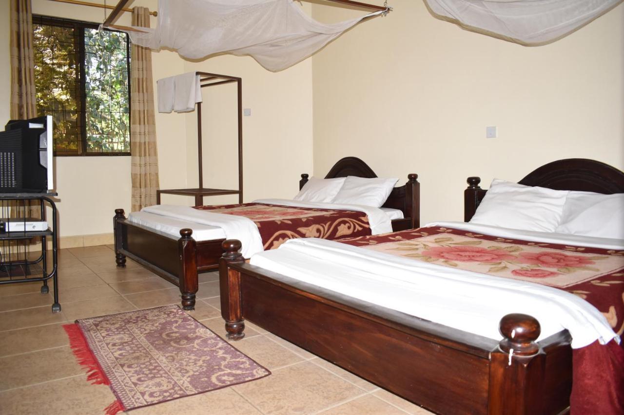 Rainbow Executive Lodge Boma la Ngombe Esterno foto
